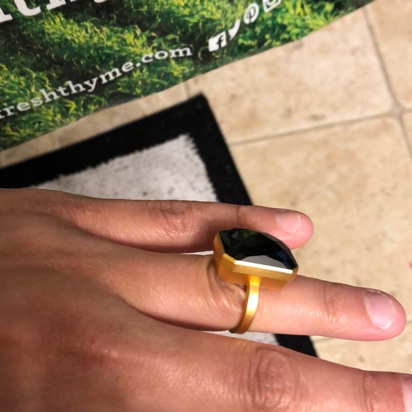 Tingly - Picture 6 of 7